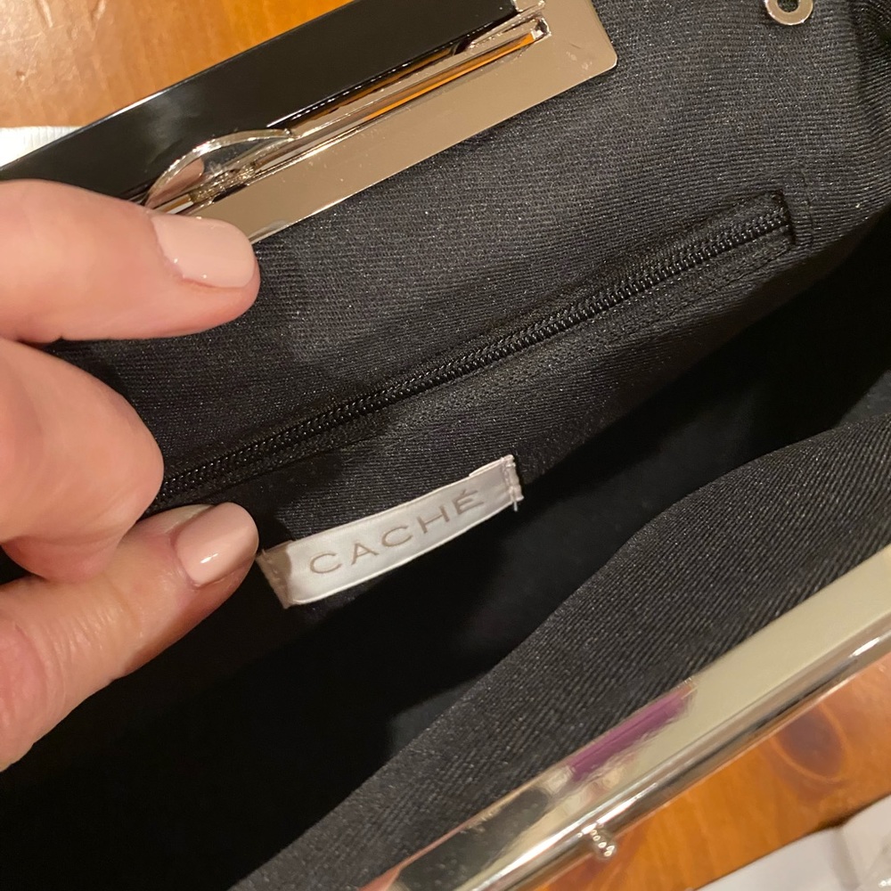 Cache, Like New - image 4